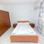 Garden Apt-2 * Saranda