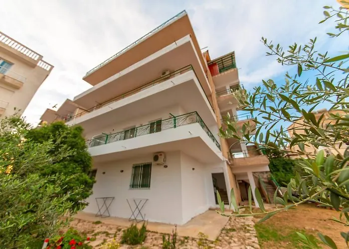 公寓 Garden Apt-2 *